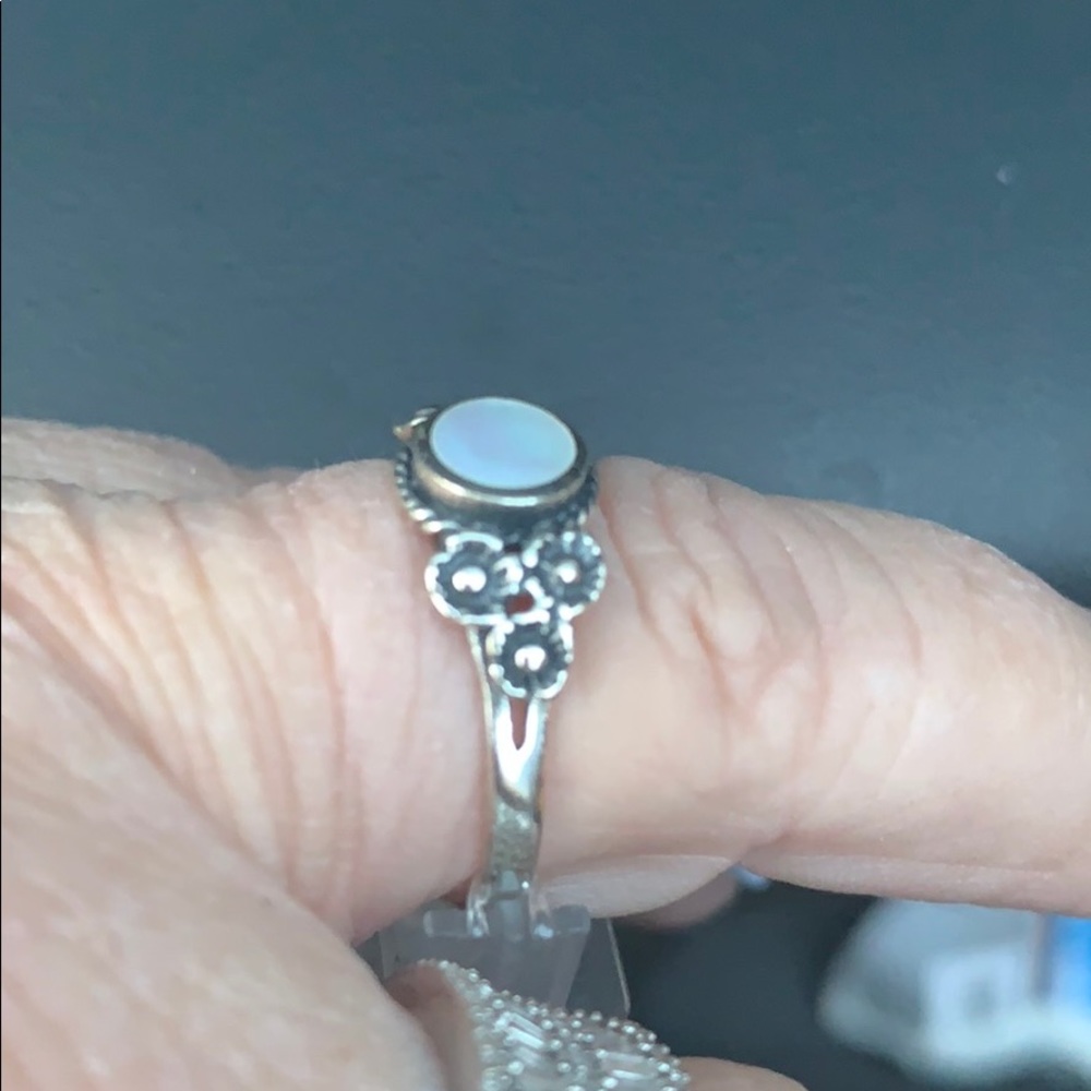 Silver Ring - Picture 2 of 5